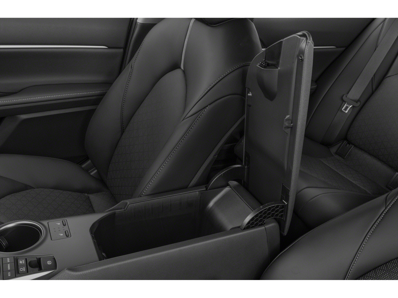 2024 Toyota Camry Hybrid SE