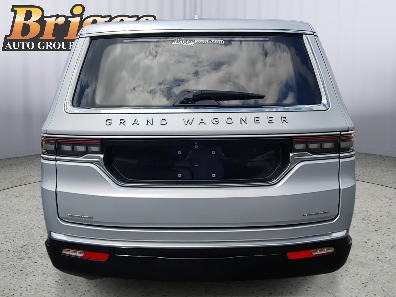 2022 Jeep Grand Wagoneer Series III
