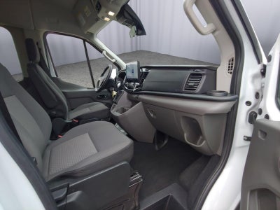 2025 Ford Transit Passenger Wagon XL