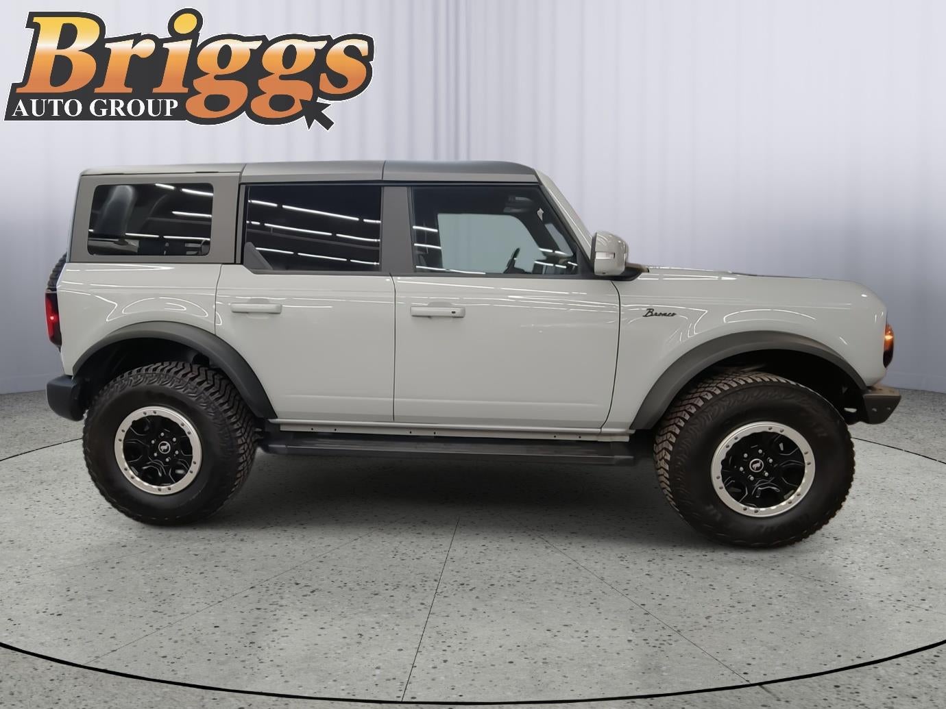 2022 Ford Bronco Base