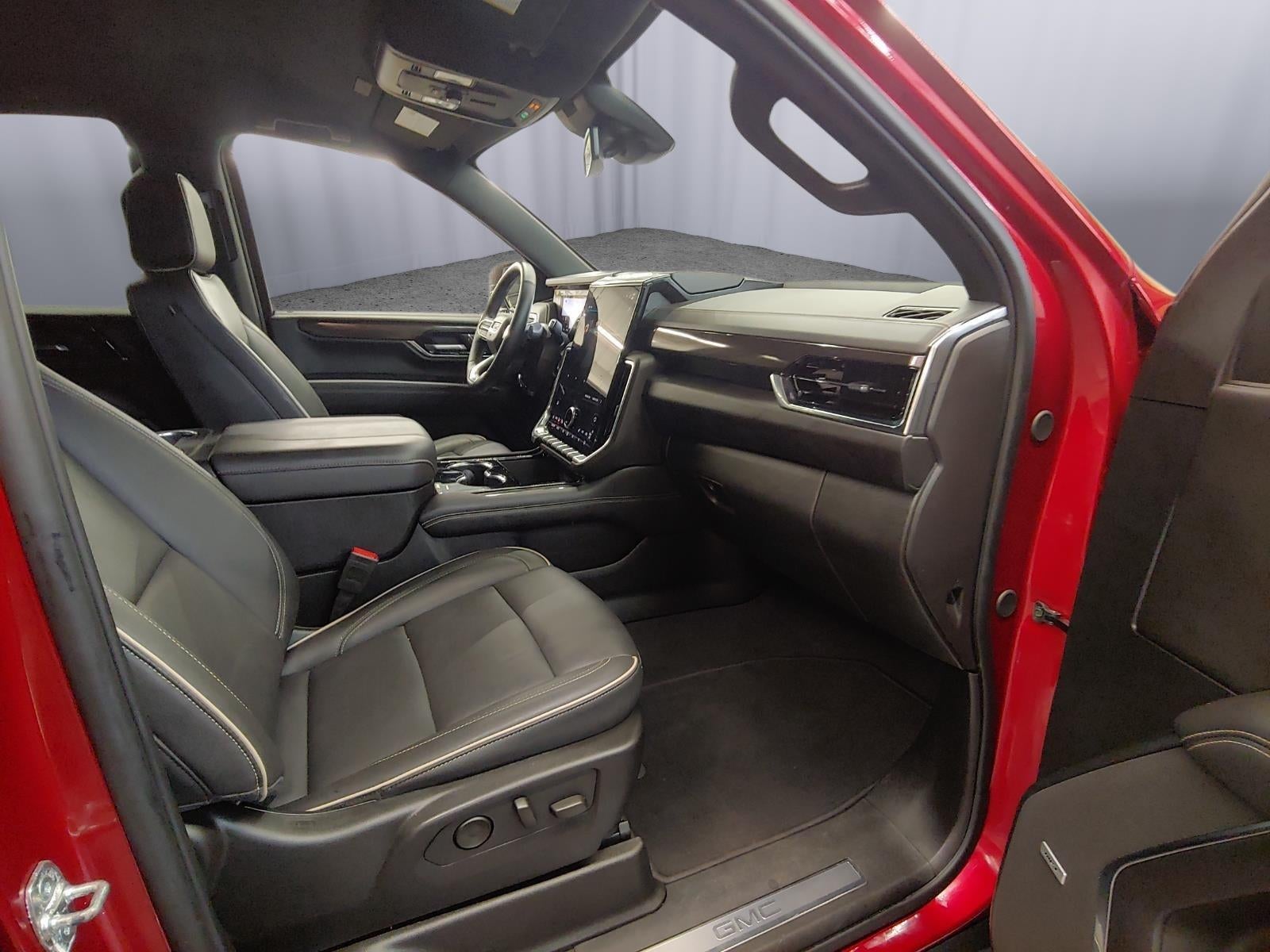 2025 GMC Yukon Elevation