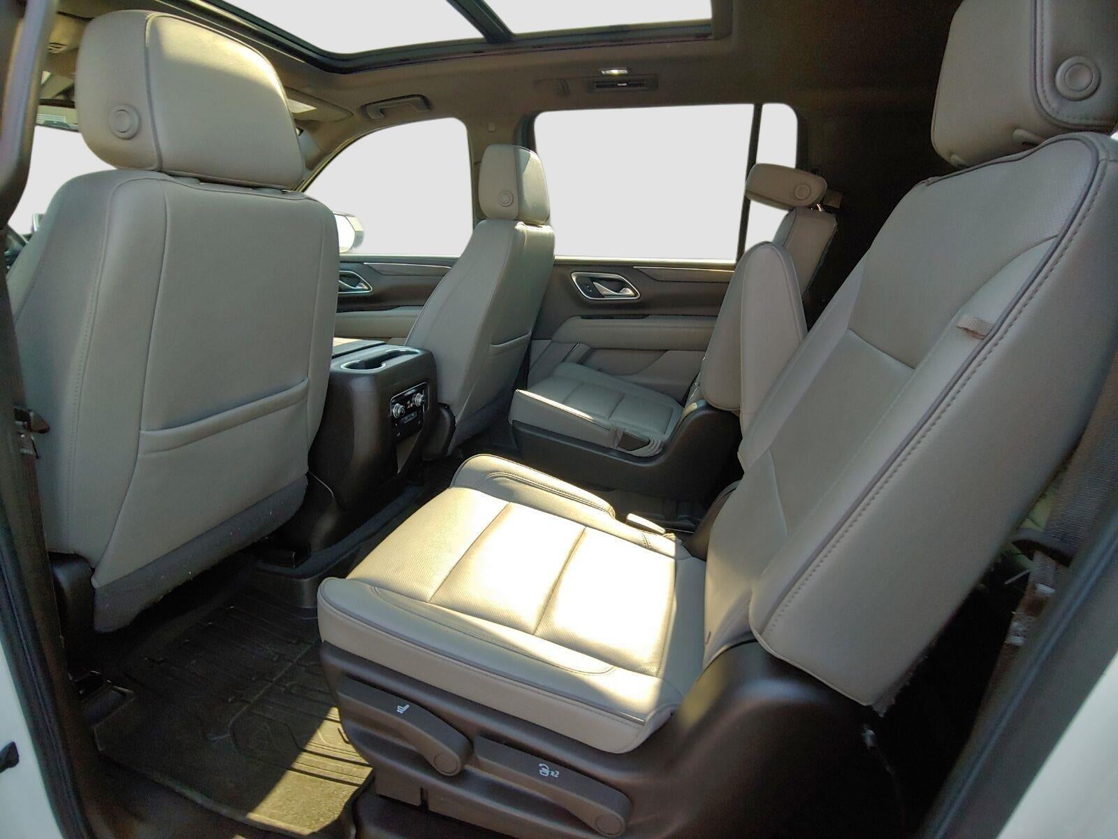 2022 GMC Yukon XL SLT