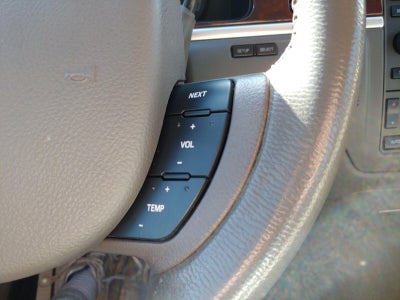 2007 Lincoln Town Car Signature