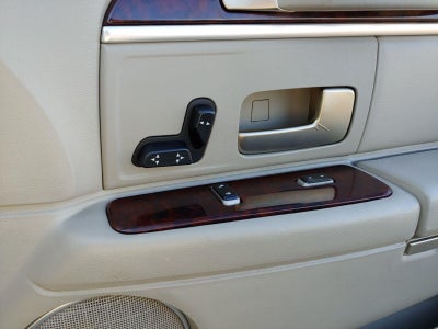 2007 Lincoln Town Car Signature