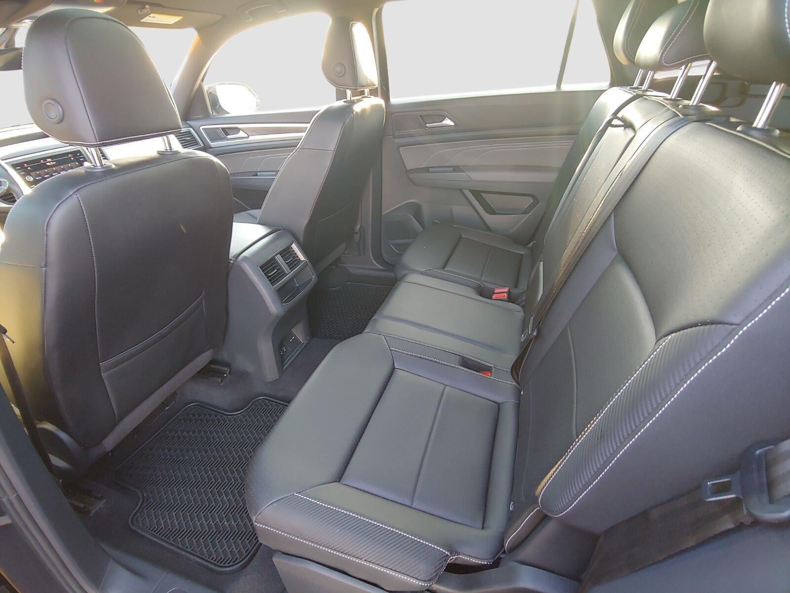 2021 Volkswagen Atlas Cross Sport 2.0T SE w/Technology