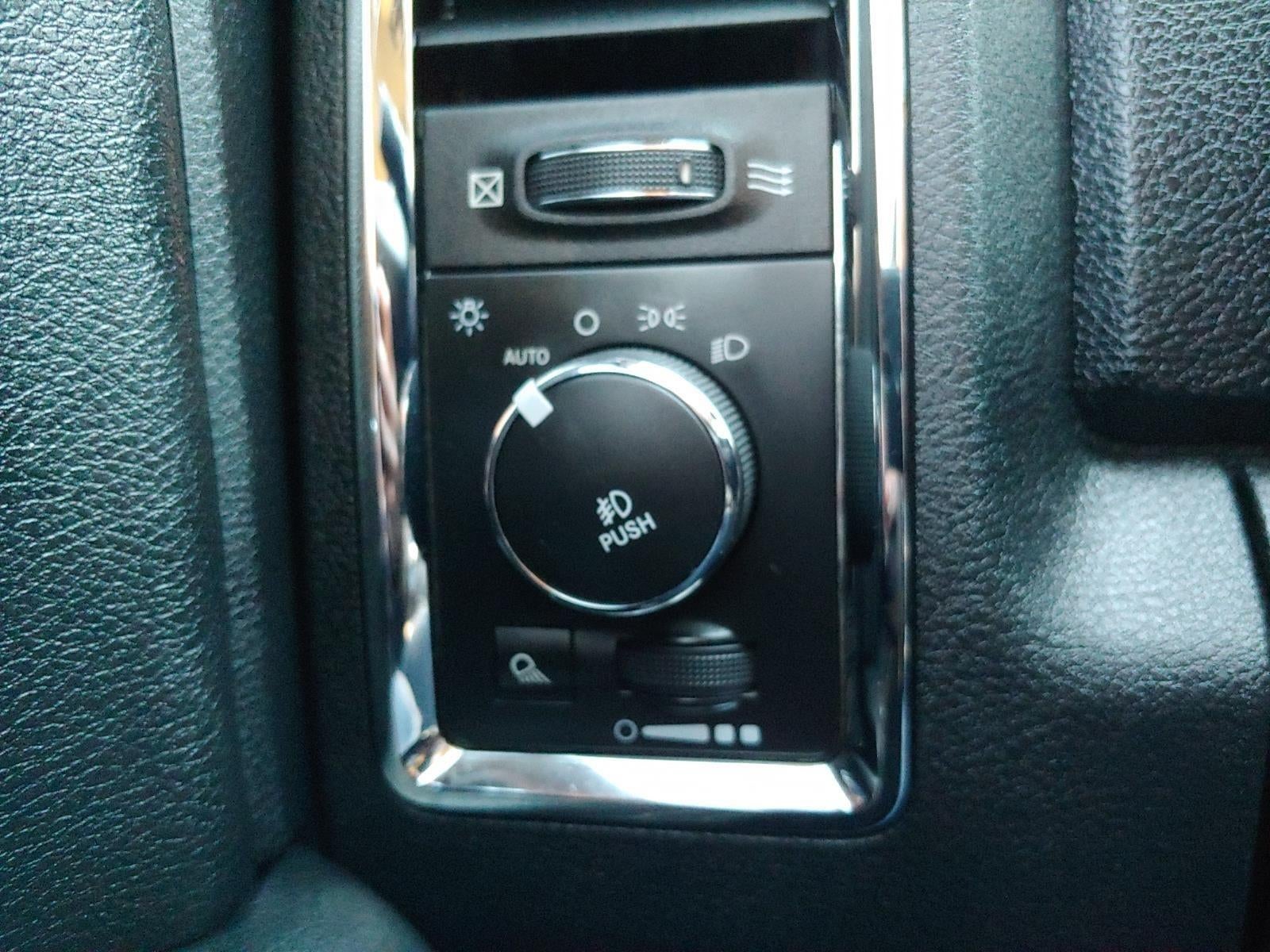 2014 RAM 3500 Laramie