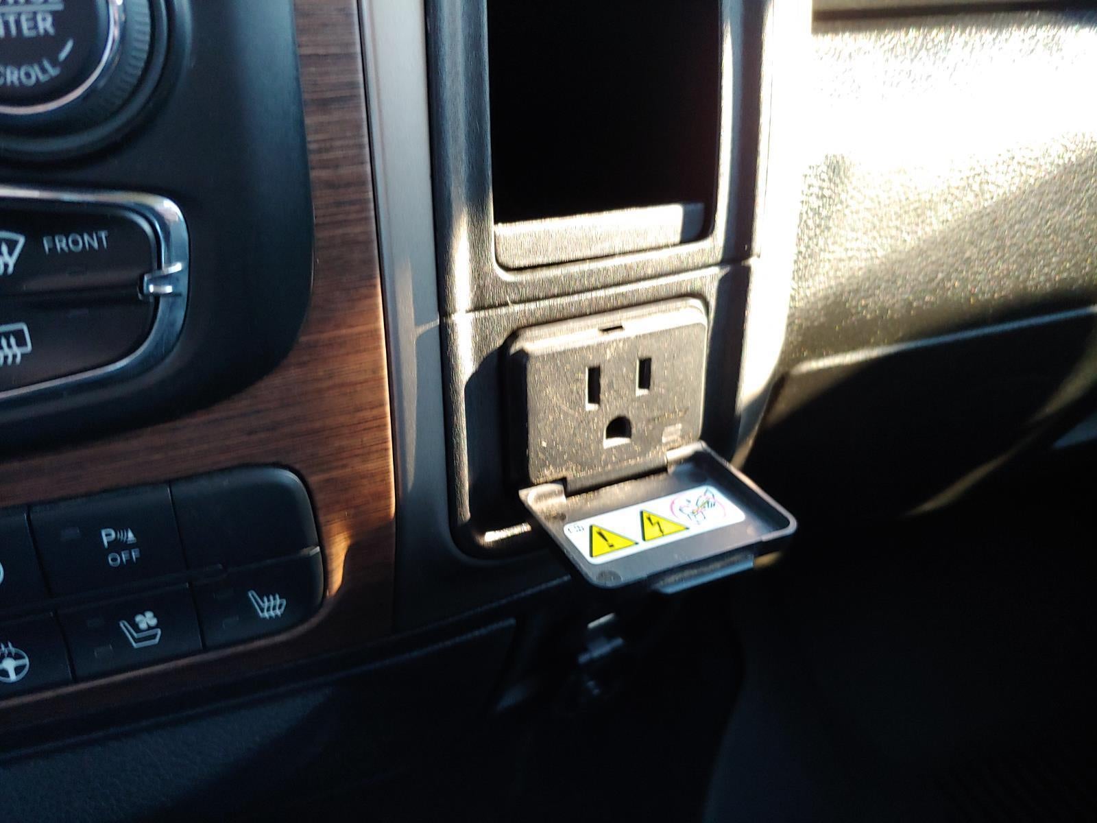 2014 RAM 3500 Laramie