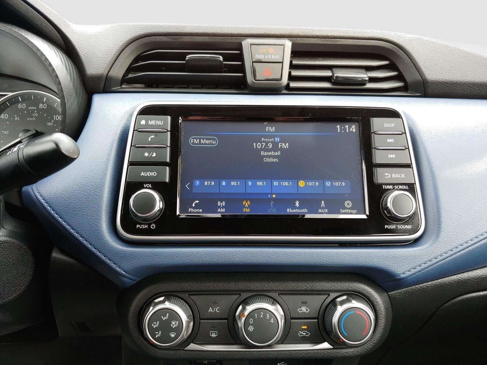 2025 Nissan Versa SV