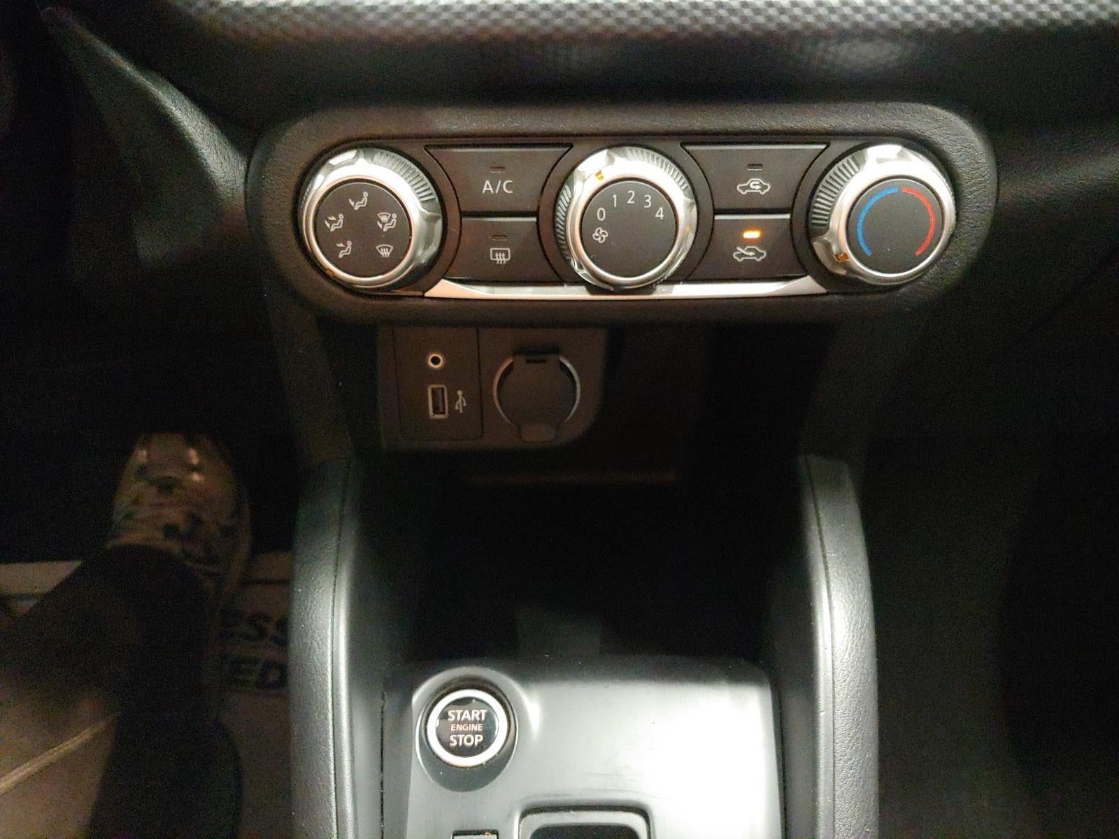 2023 Nissan Kicks S