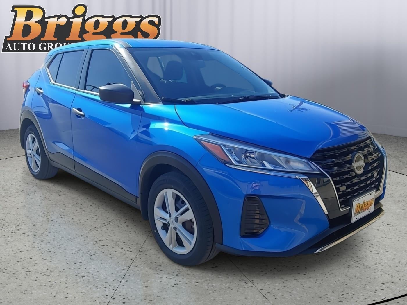 2023 Nissan Kicks S