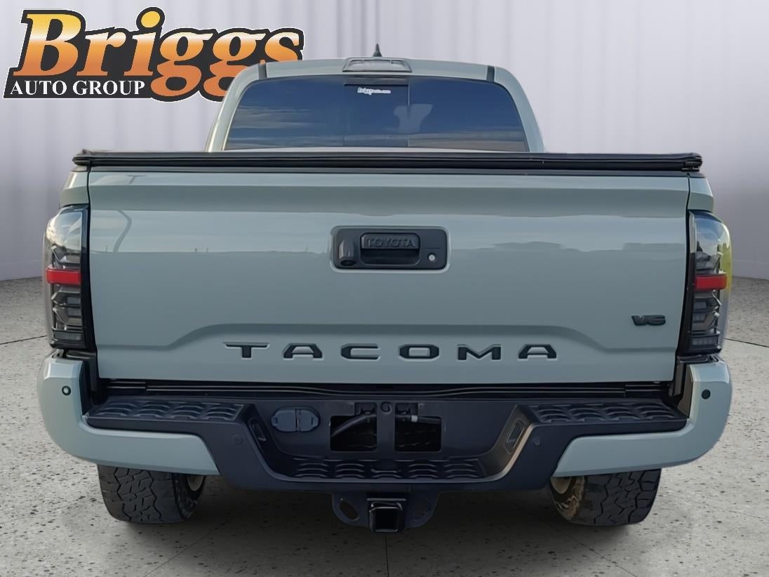2022 Toyota Tacoma 4WD SR5