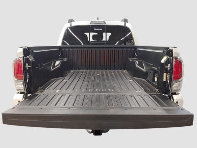 2022 Toyota Tacoma 2WD SR5