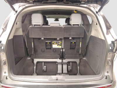 2022 Toyota Sienna XLE