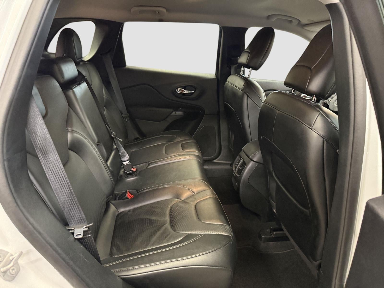 2023 Jeep Cherokee Altitude Lux 4x4