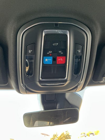 2025 Jeep Grand Cherokee Laredo 4x4