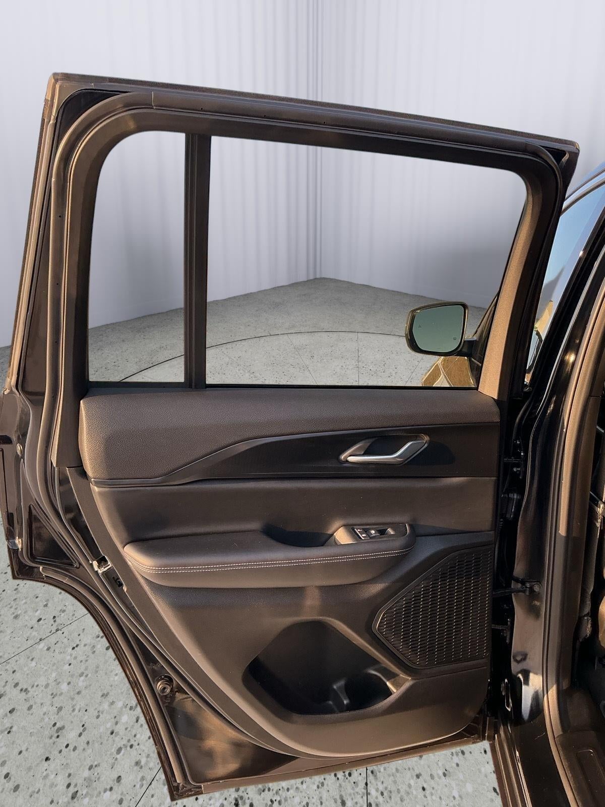 2025 Jeep Grand Cherokee Laredo 4x4