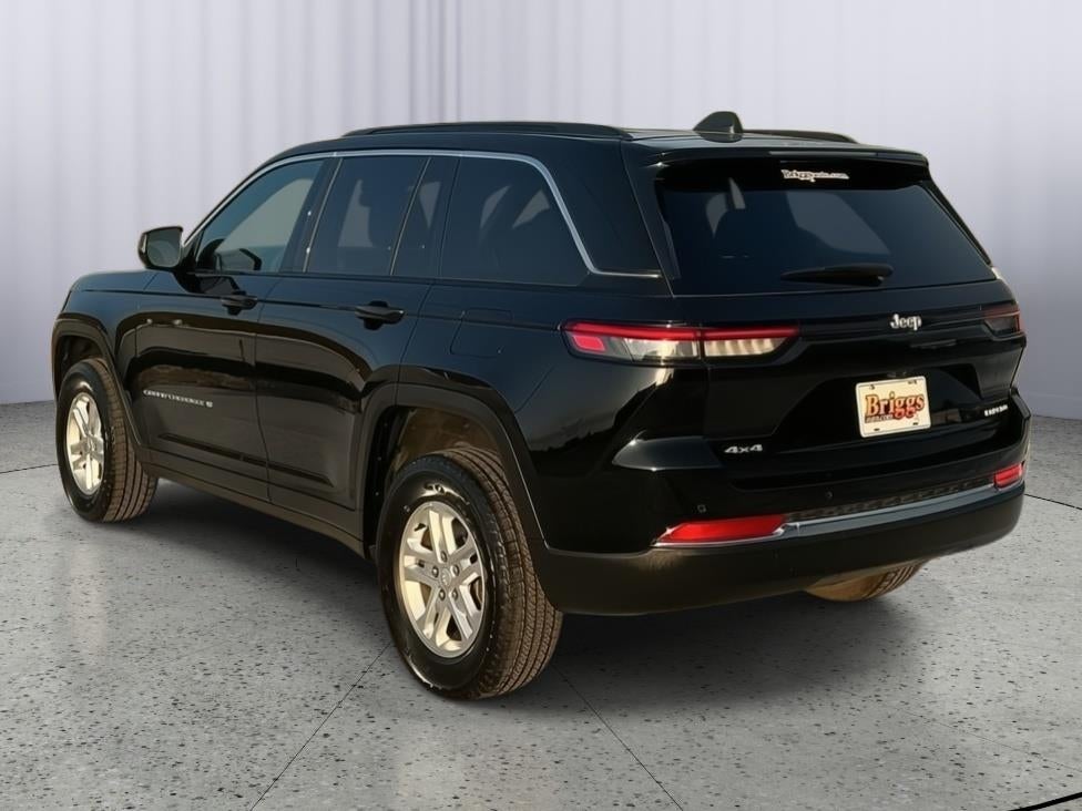 2025 Jeep Grand Cherokee Laredo 4x4