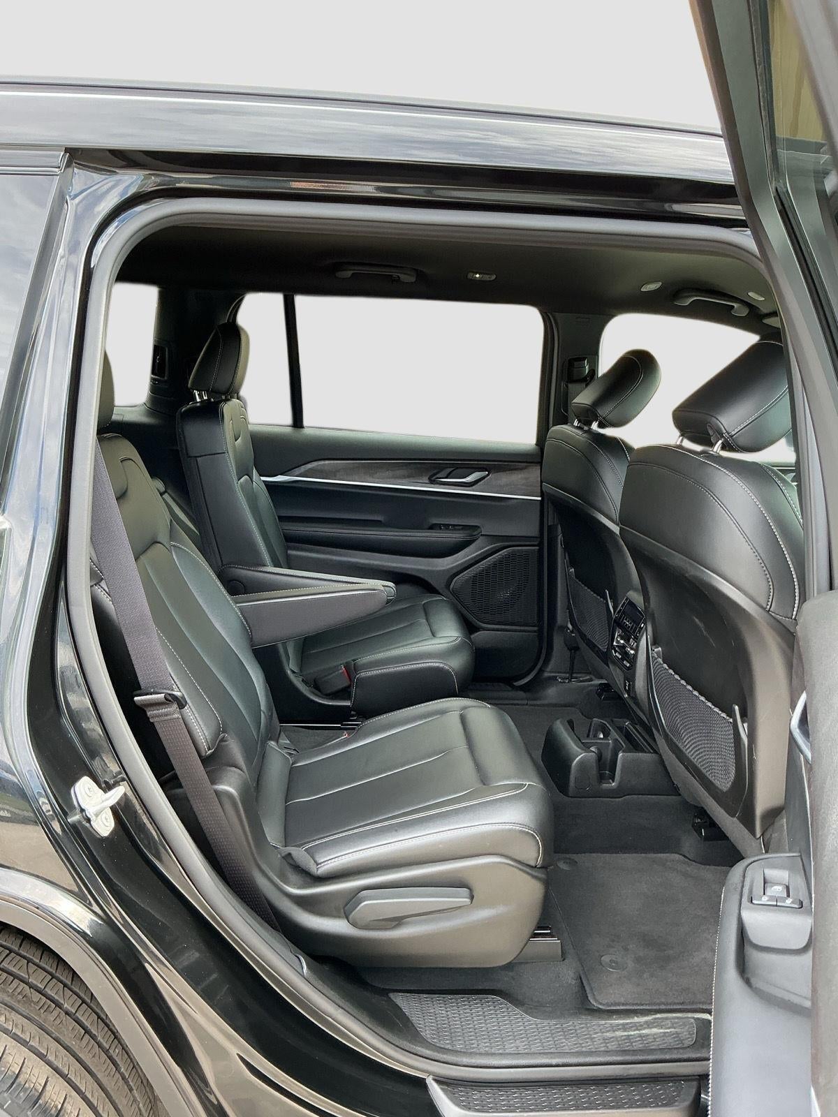 2025 Jeep Grand Cherokee L Limited 4x4
