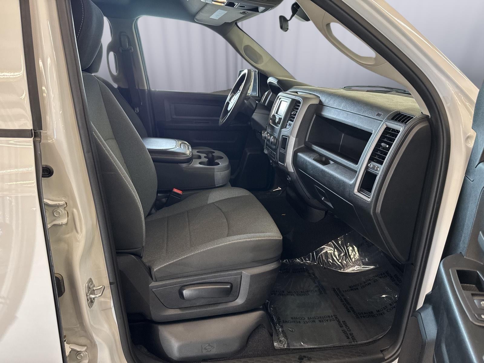 2021 RAM 1500 Classic Tradesman Quad Cab 4x2 6'4' Box