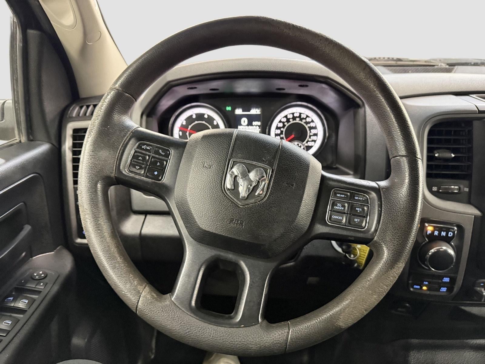 2019 RAM 1500 Classic Tradesman Crew Cab 4x4 5'7' Box