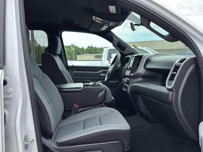 2022 RAM 1500 Big Horn Crew Cab 4x4 5'7' Box