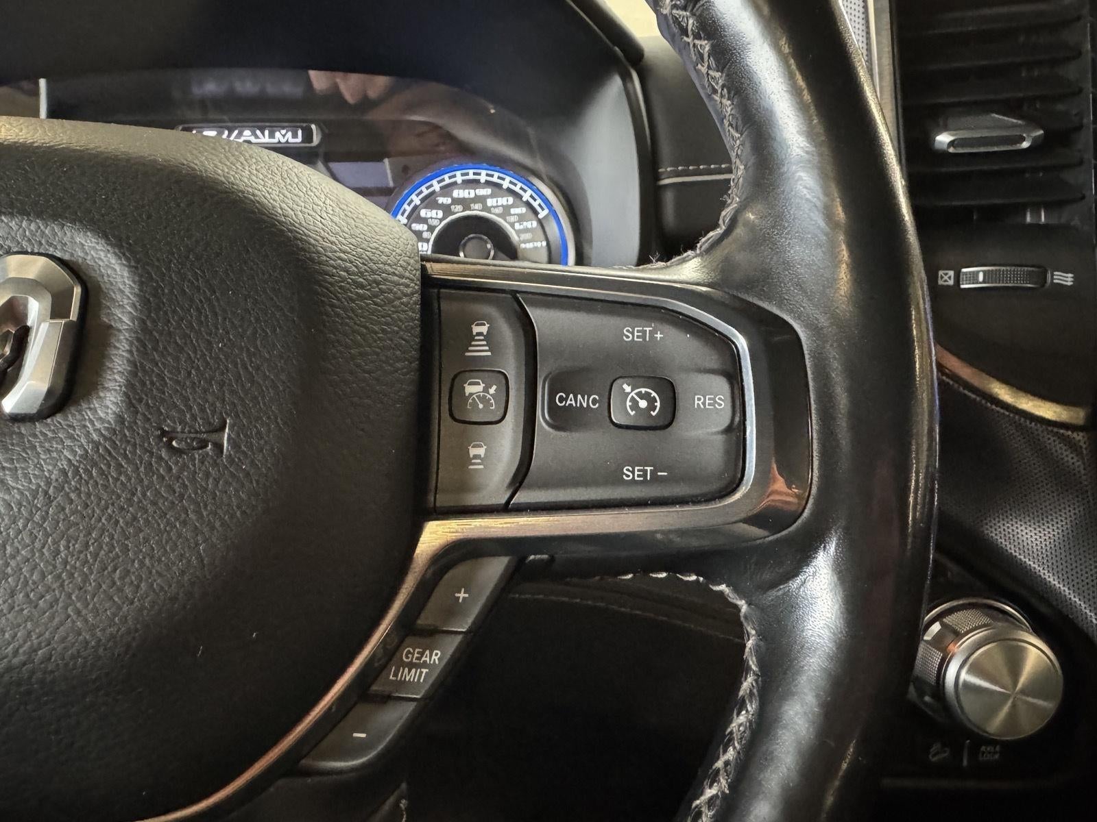 2020 RAM 1500 Limited Crew Cab 4x4 5'7' Box