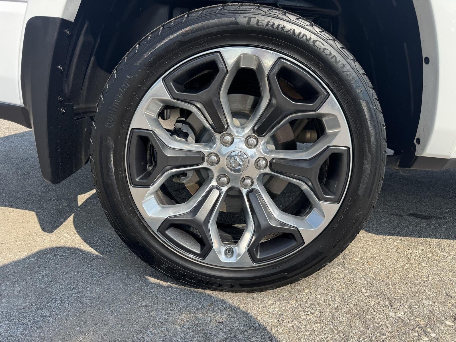 2021 RAM 1500 Limited Crew Cab 4x4 5'7' Box