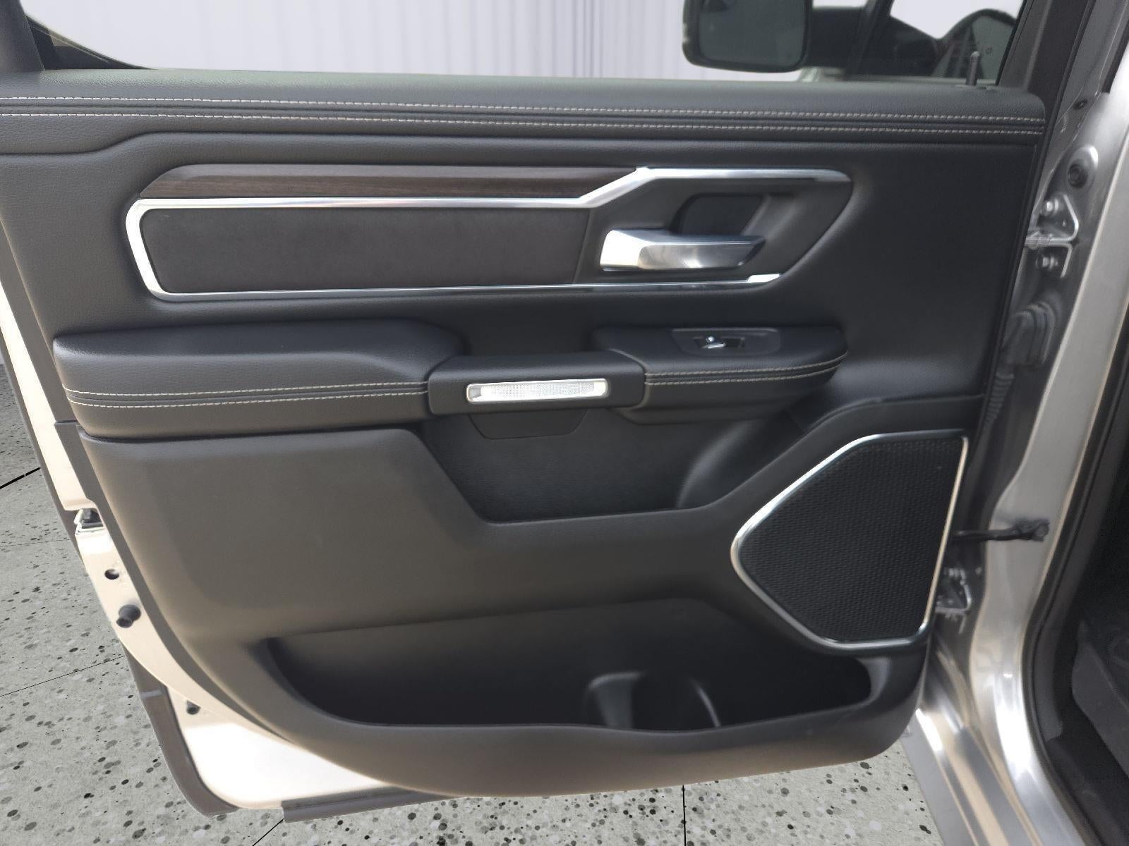 2025 RAM 1500 Laramie Crew Cab 4x4 5'7' Box
