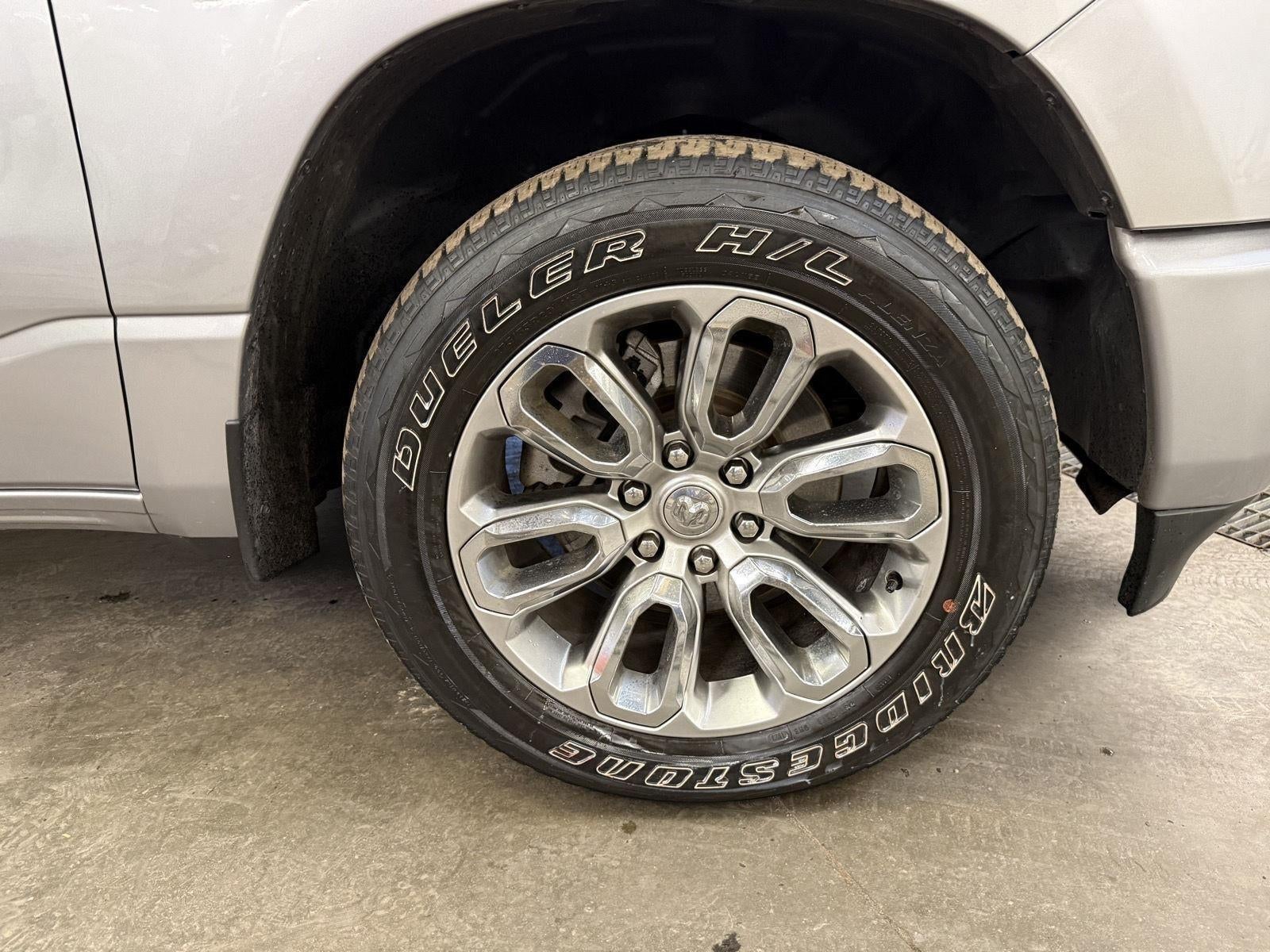 2023 RAM 1500 Laramie Crew Cab 4x4 5'7' Box