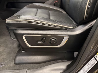 2023 RAM 1500 Laramie Crew Cab 4x4 5'7' Box