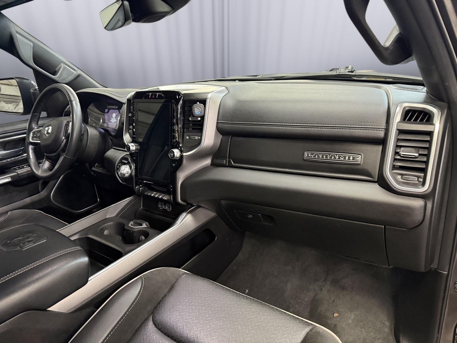 2023 RAM 1500 Laramie Crew Cab 4x4 5'7' Box