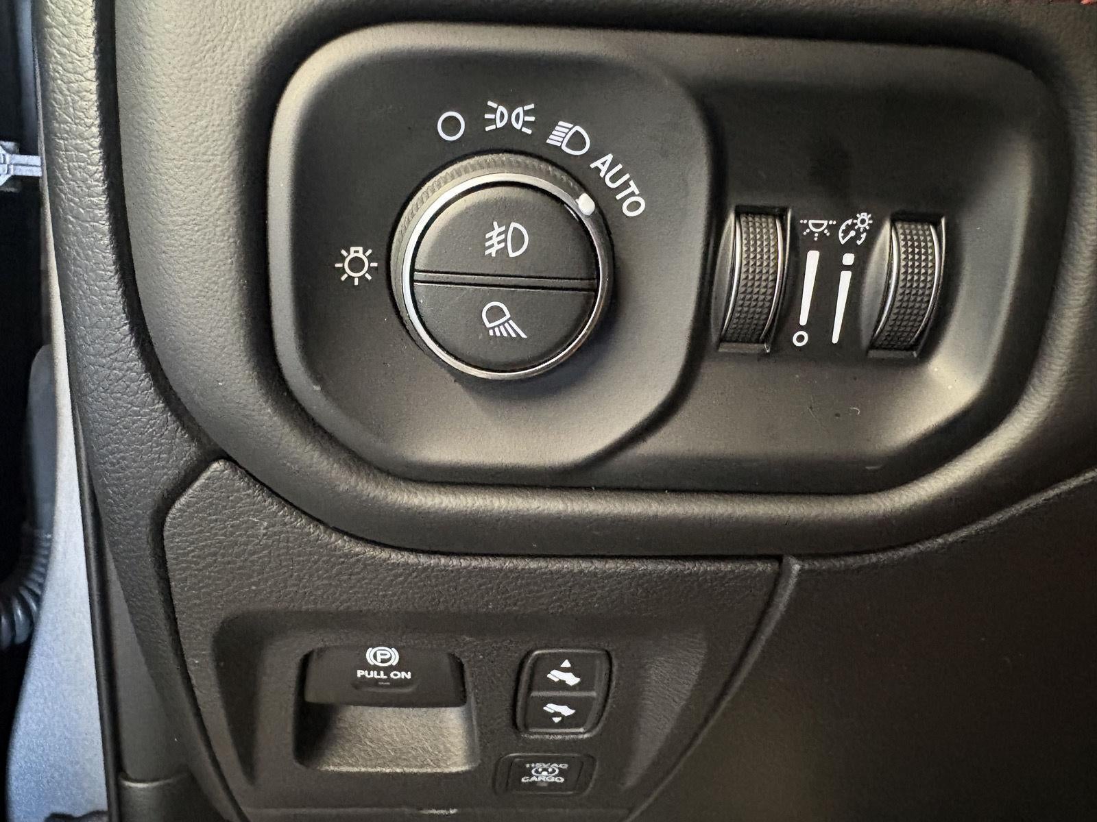 2025 RAM 1500 RHO Crew Cab 4x4 5'7' Box