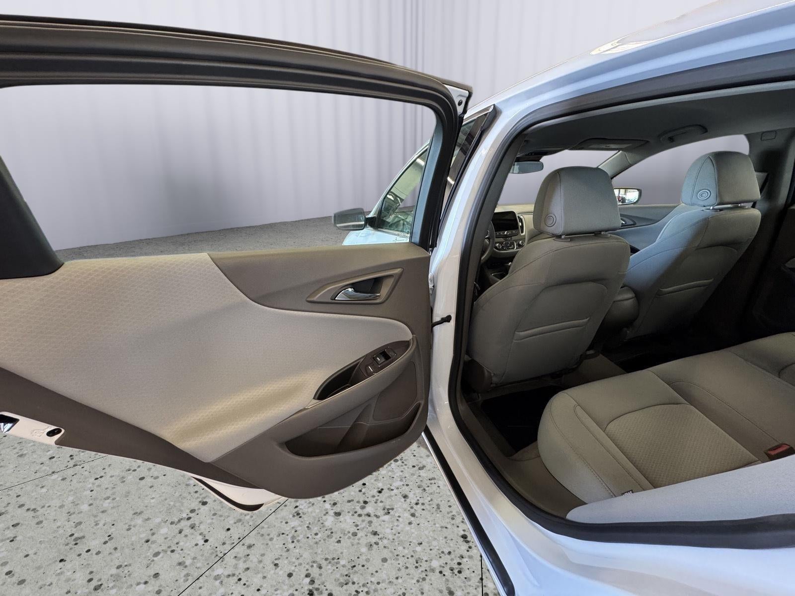 2020 Chevrolet Malibu FWD 1FL