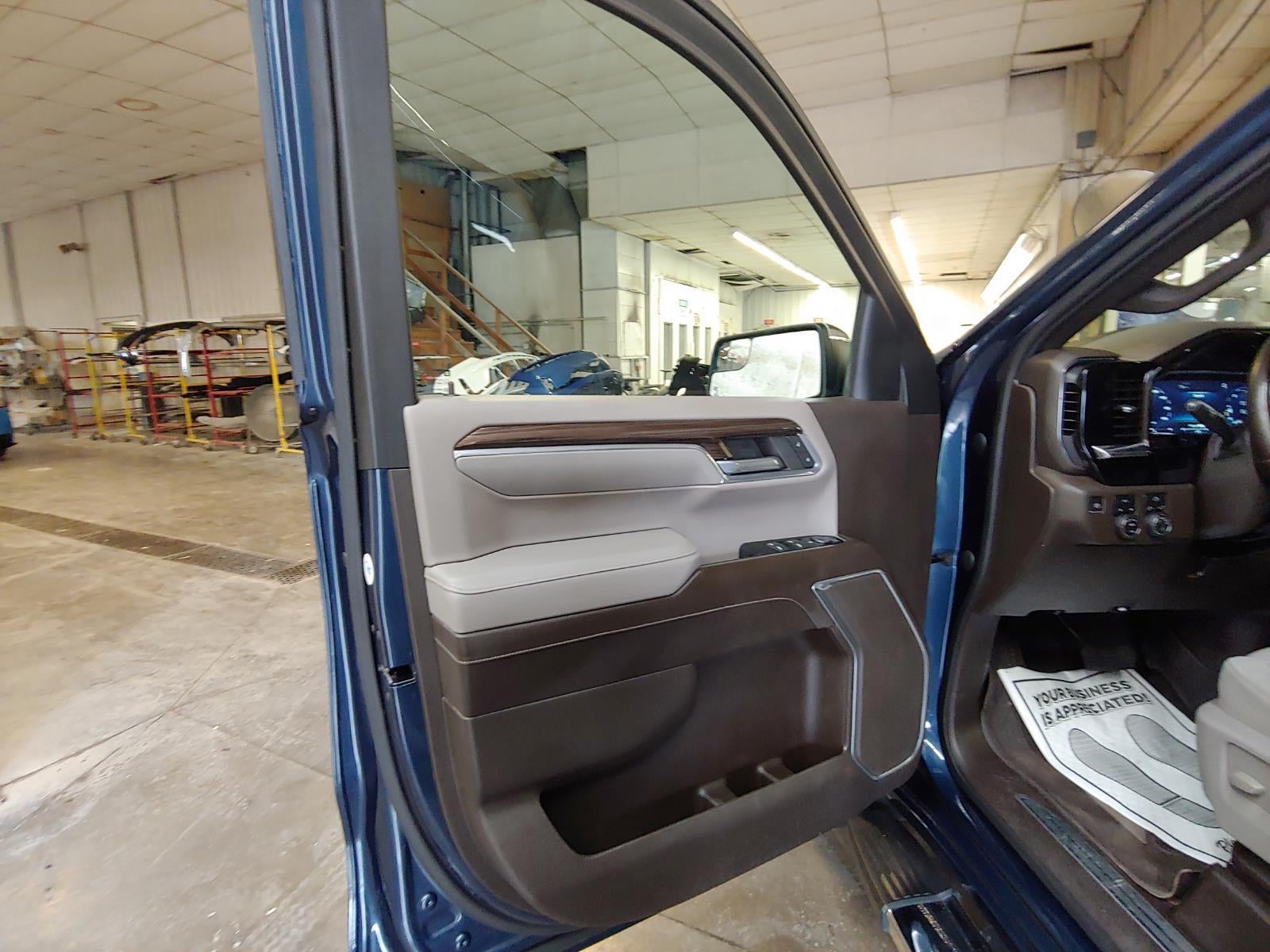 2023 Chevrolet Silverado 1500 4WD Crew Cab Standard Bed LT