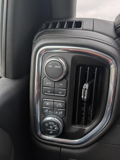 2023 GMC Sierra 2500HD Denali
