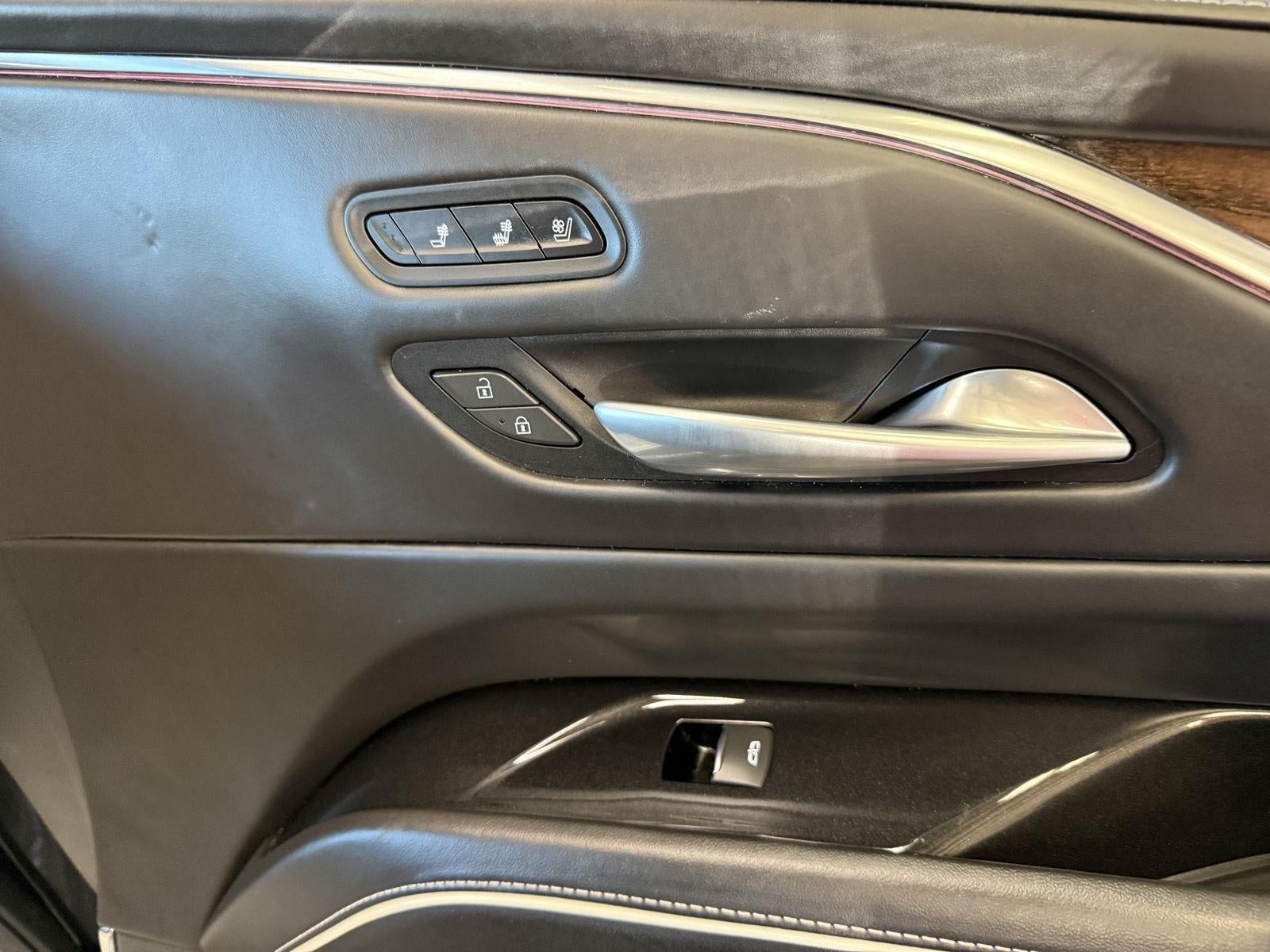 2022 Cadillac Escalade 4WD Sport Platinum