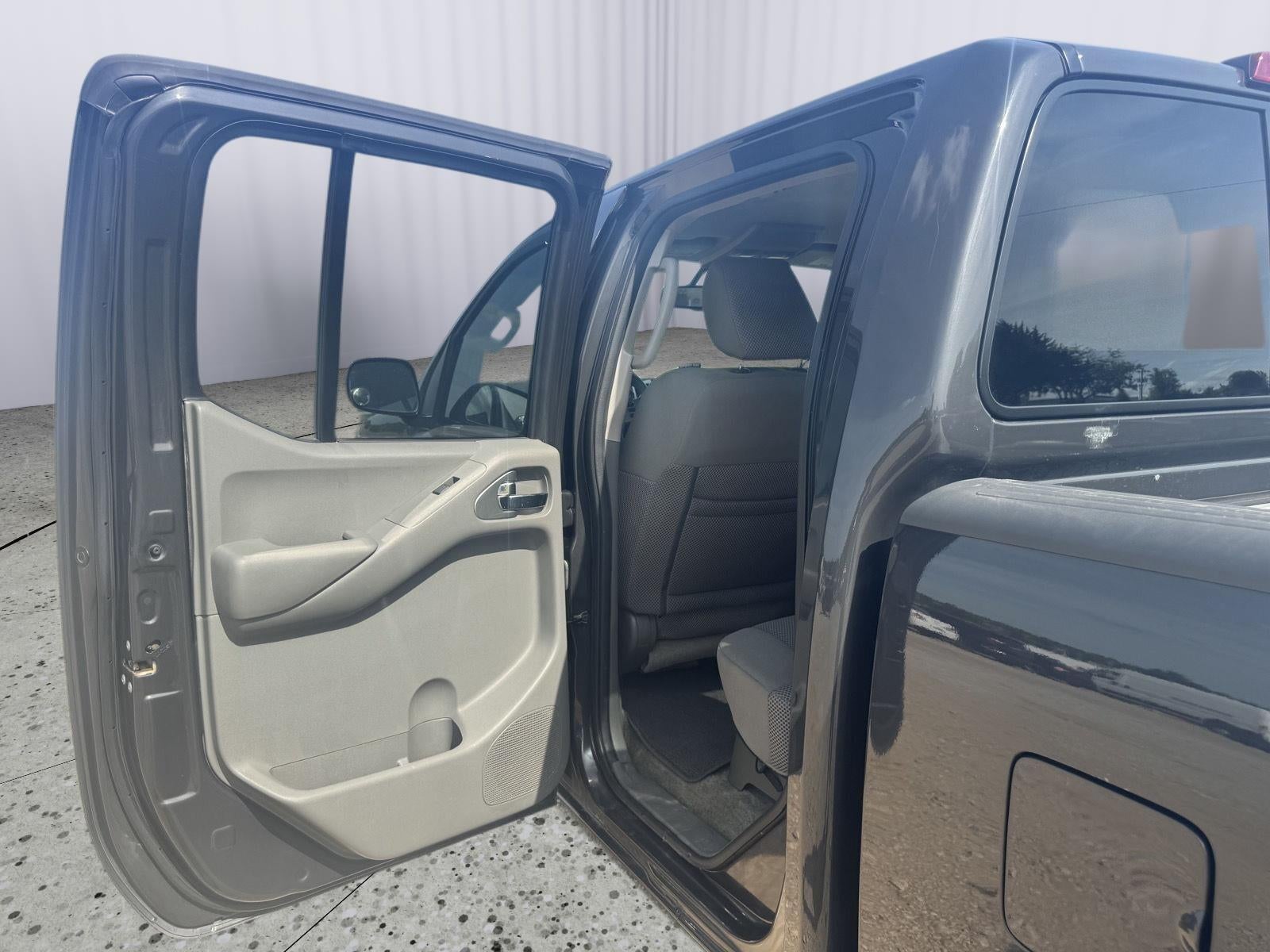 2015 Nissan Frontier SV