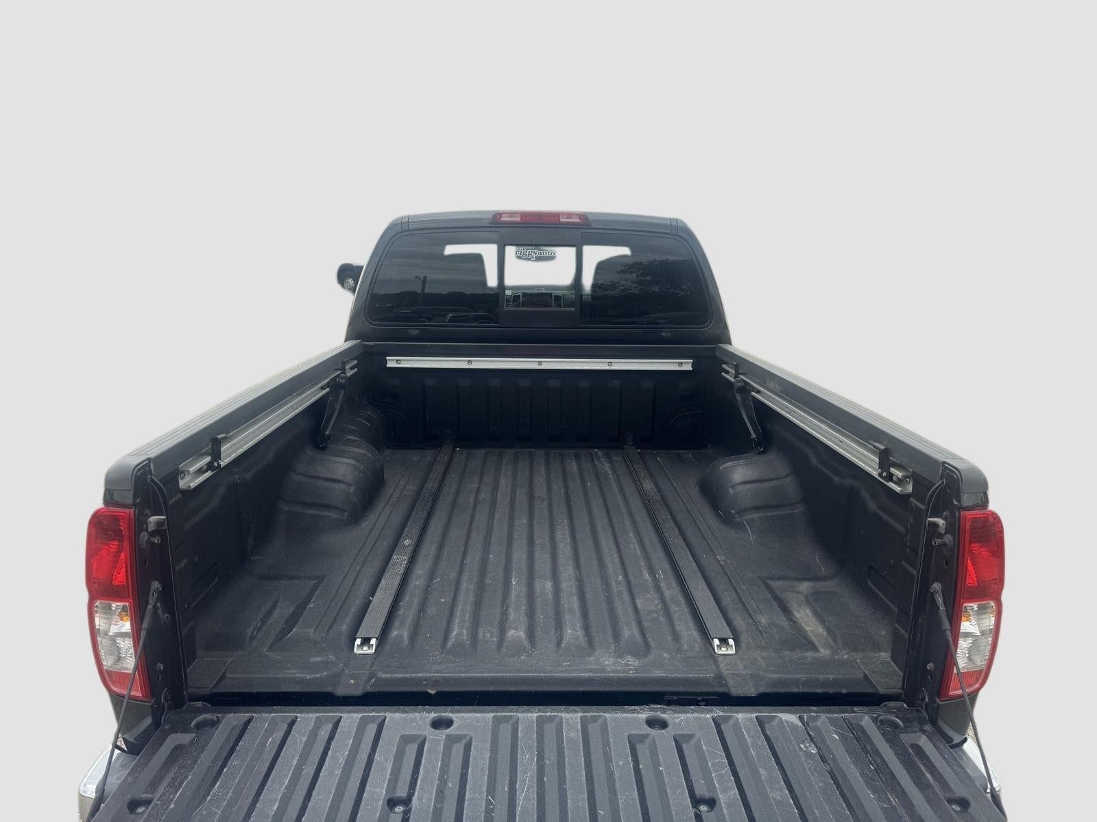 2015 Nissan Frontier SV