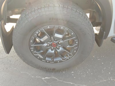 2023 Nissan Frontier Crew Cab PRO-4X 4x4