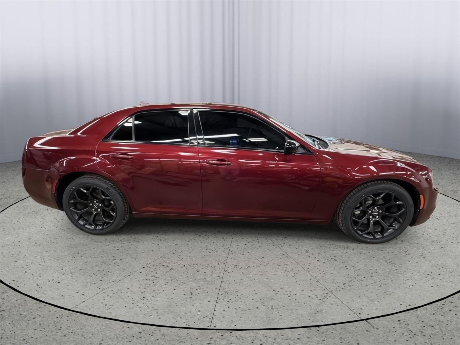 2019 Chrysler 300 Touring