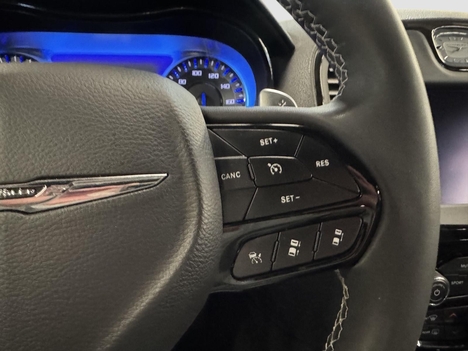 2023 Chrysler 300 300S