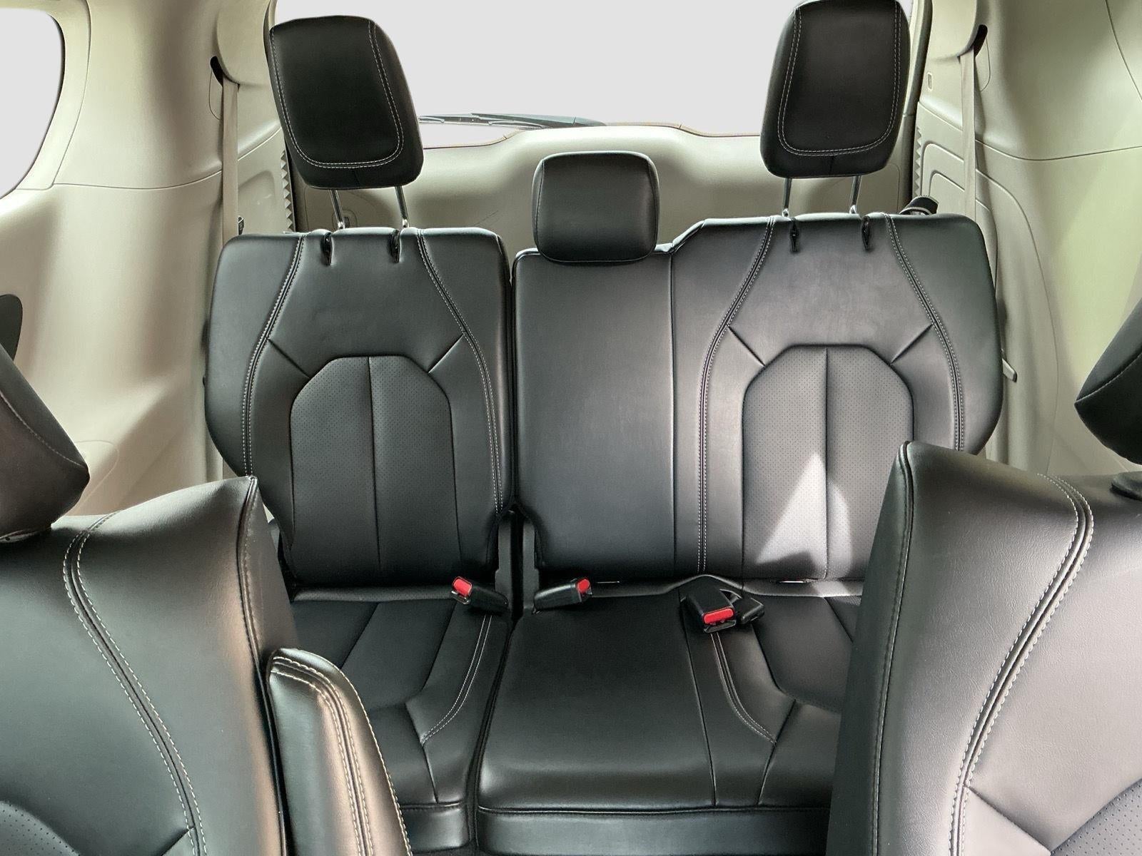 2024 Chrysler Pacifica Select