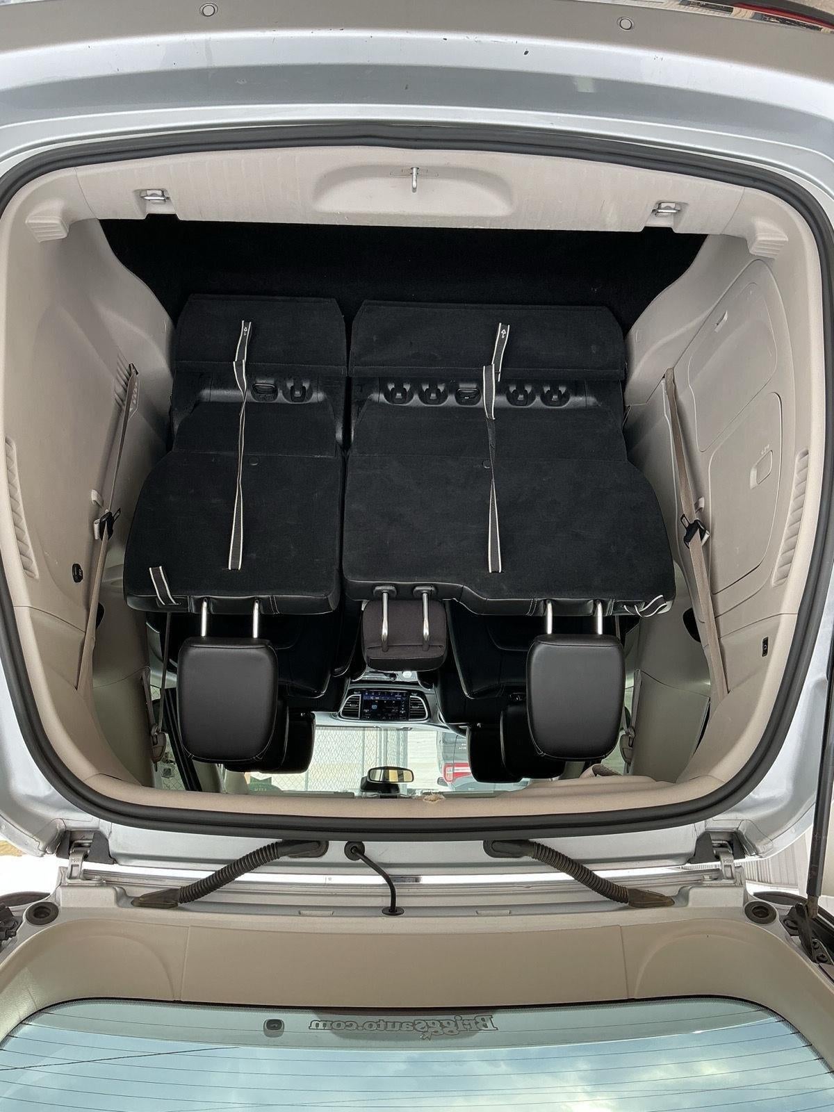 2024 Chrysler Pacifica Select