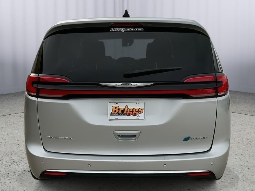 2024 Chrysler Pacifica Select