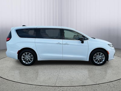 2024 Chrysler Pacifica Touring L AWD