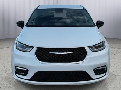 2024 Chrysler Pacifica Touring L AWD