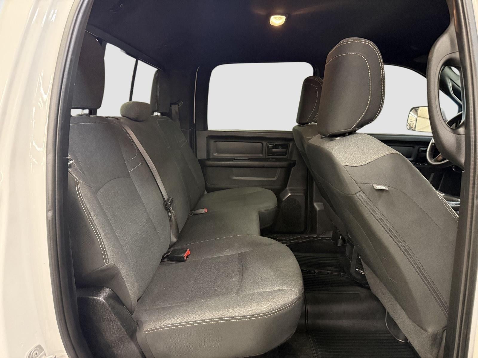 2021 RAM 3500 Tradesman Crew Cab 4x4 8' Box