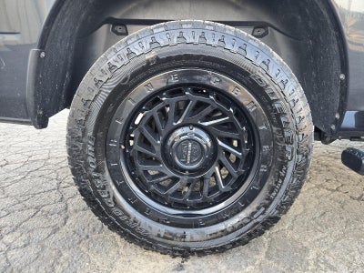 2017 RAM 1500 Big Horn Crew Cab 4x4 5'7' Box