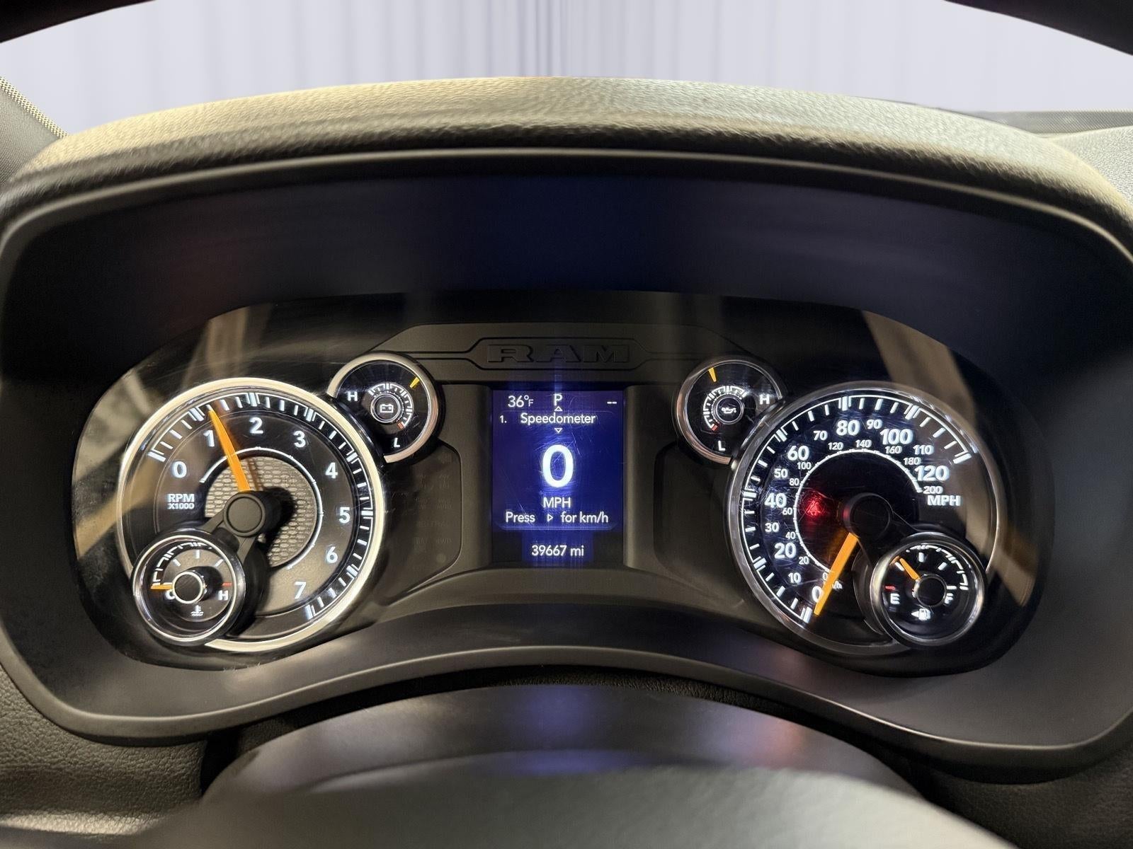 2021 RAM 2500 Tradesman Crew Cab 4x4 8' Box