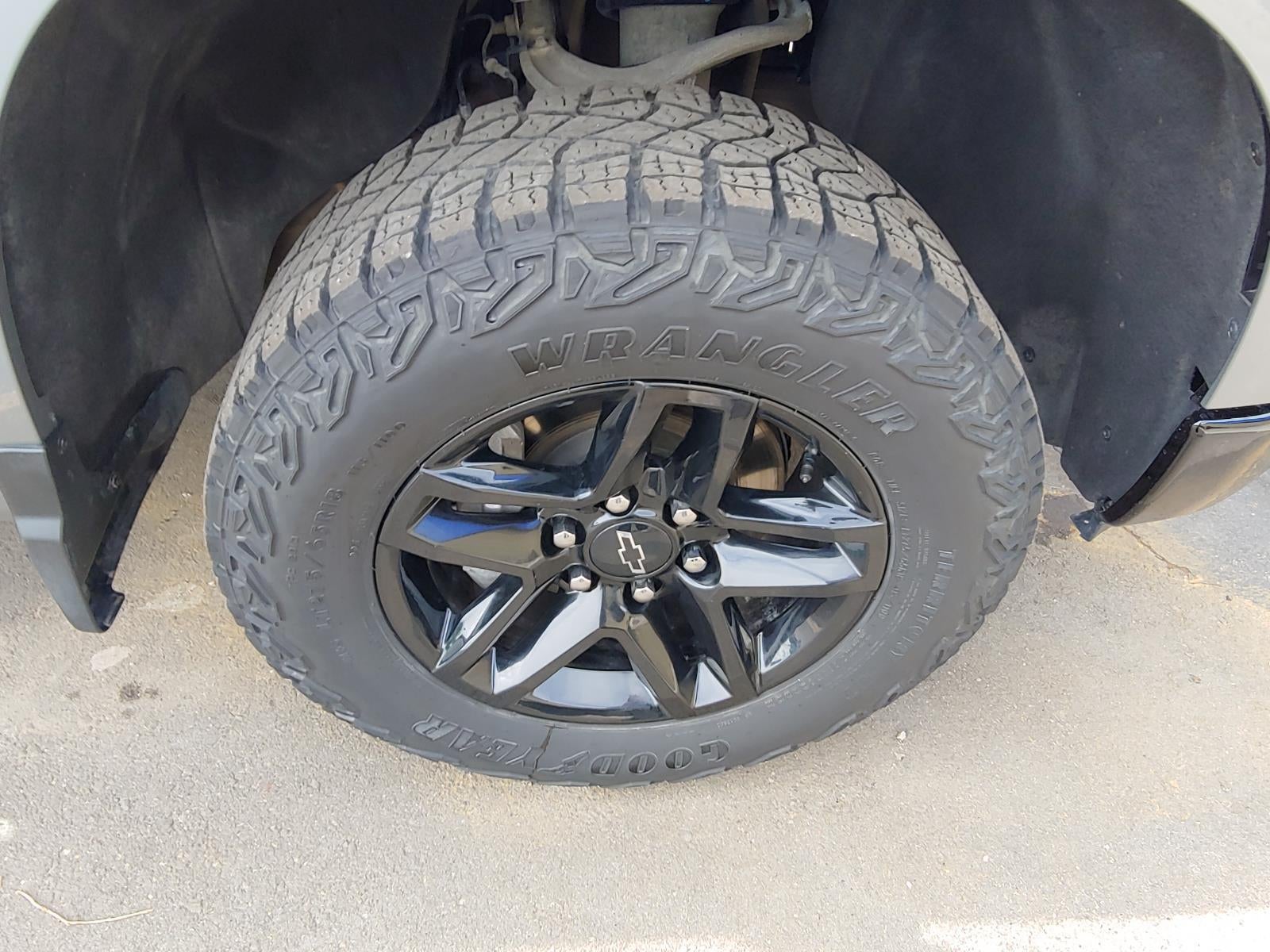 2023 Chevrolet Silverado 1500 4WD Crew Cab Short Bed Custom Trail Boss